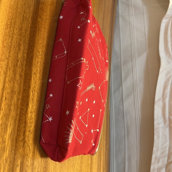 Estée Lauder Cosmetic Bag - Picture 4 of 6